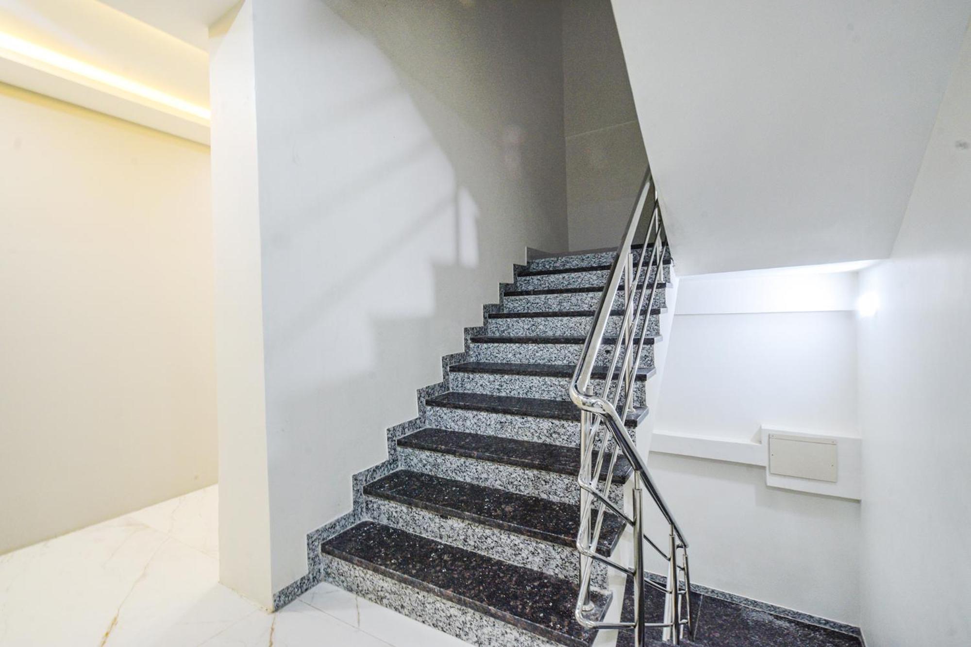 Fabhotel Ssr Ikon Suites - Nr Hyderabad Central University, Kondapur מראה חיצוני תמונה
