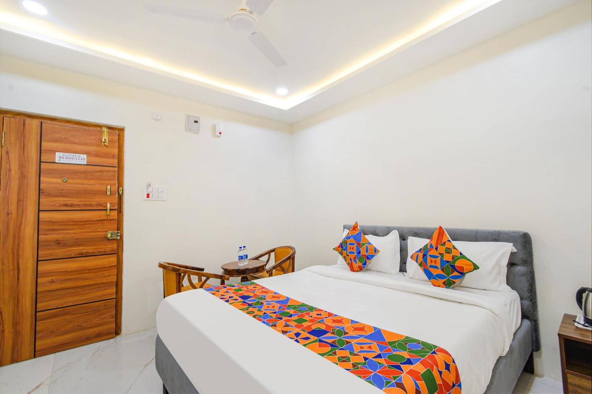 Fabhotel Ssr Ikon Suites - Nr Hyderabad Central University, Kondapur מראה חיצוני תמונה